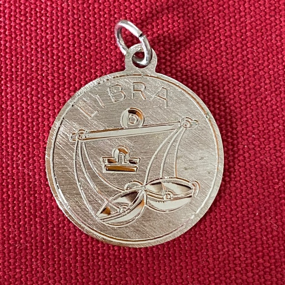 VTG I STG I Libra I Scales I Zodiac I Charm - Picture 1 of 14